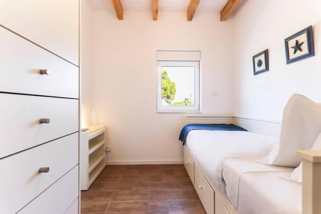 Caparica Beach Villa Trafaria Exteriér fotografie