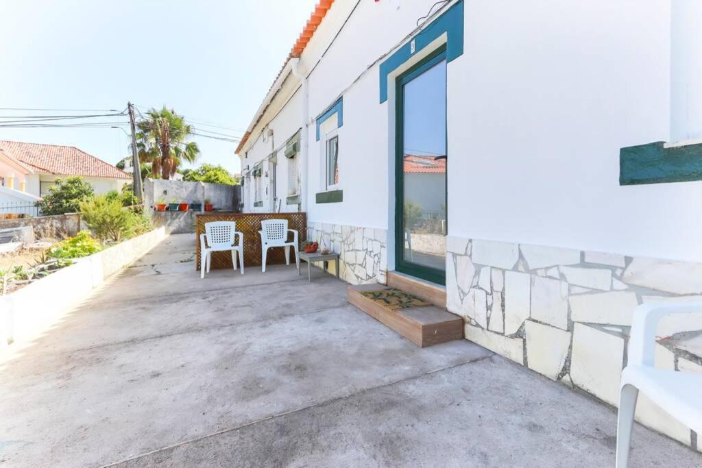 Caparica Beach Villa Trafaria Exteriér fotografie